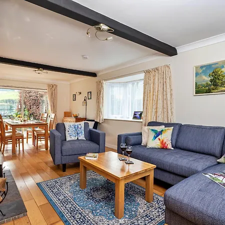 Finest Retreats - The Duck House Holiday home *