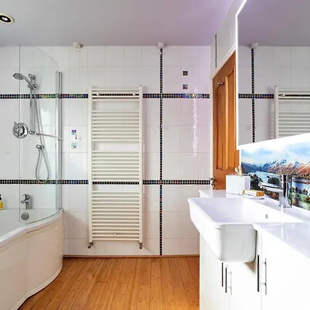 Finest Retreats - The Duck House Holiday home